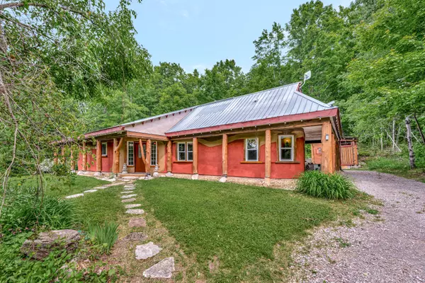 755 Scotch Settlement RD, Madoc, ON K0K 2K0