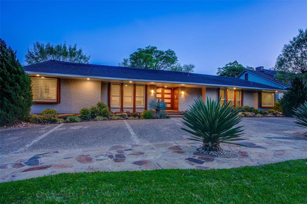6934 Royal Lane, Dallas, TX 75230
