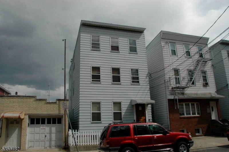 294 Oliver St, Newark City, NJ 07105