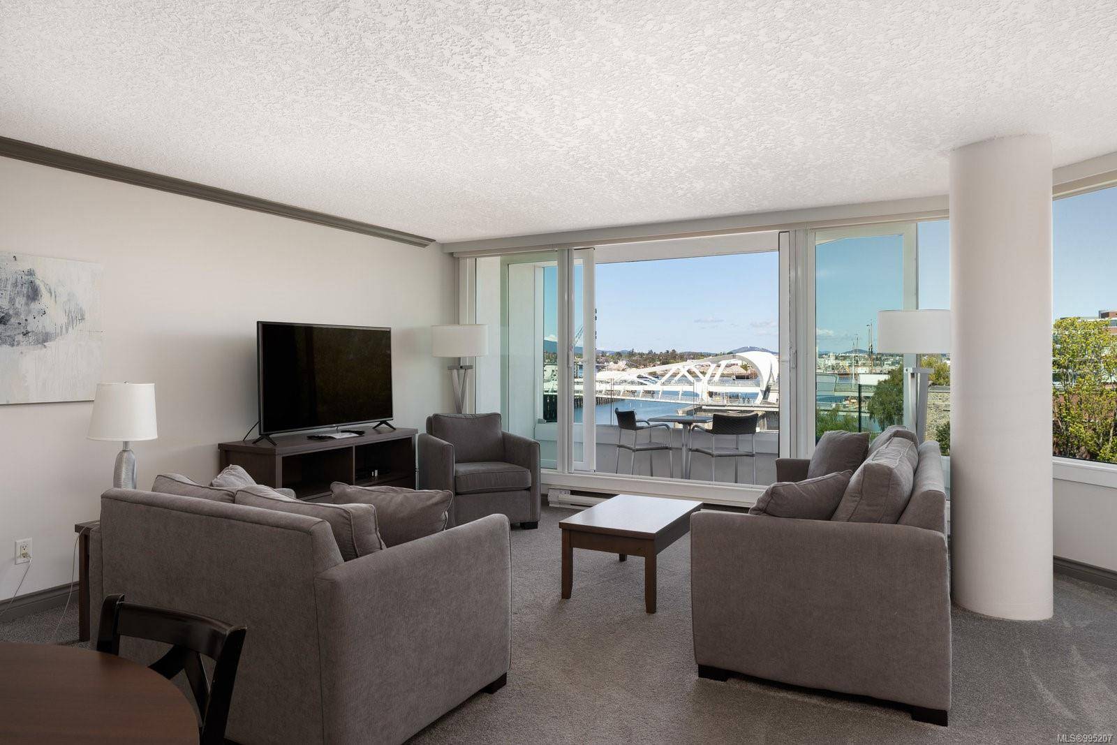 Victoria, BC V8W 3H9,1234 Wharf St #401