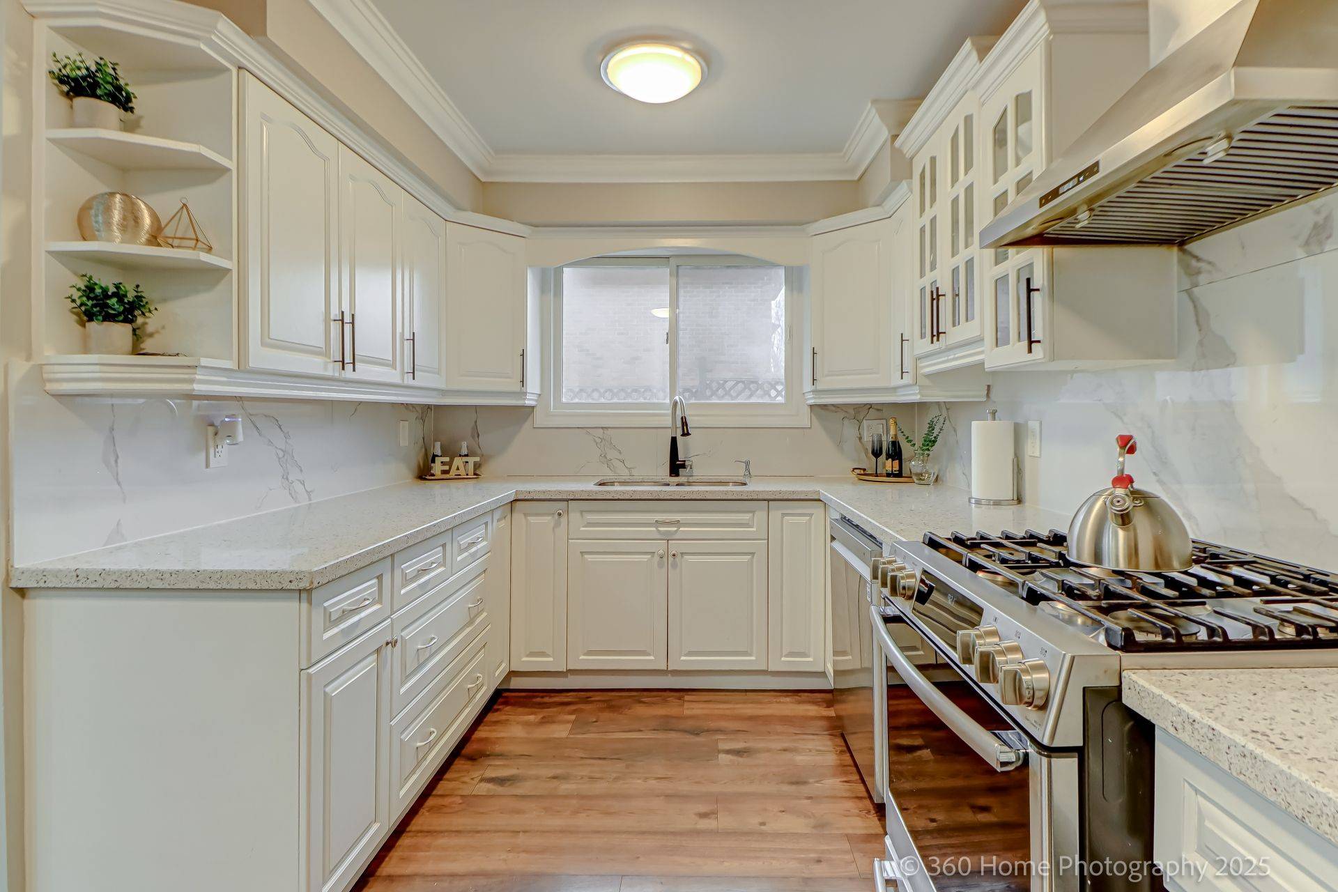 Whitby, ON L1N 2C7,109 Thickson RD S