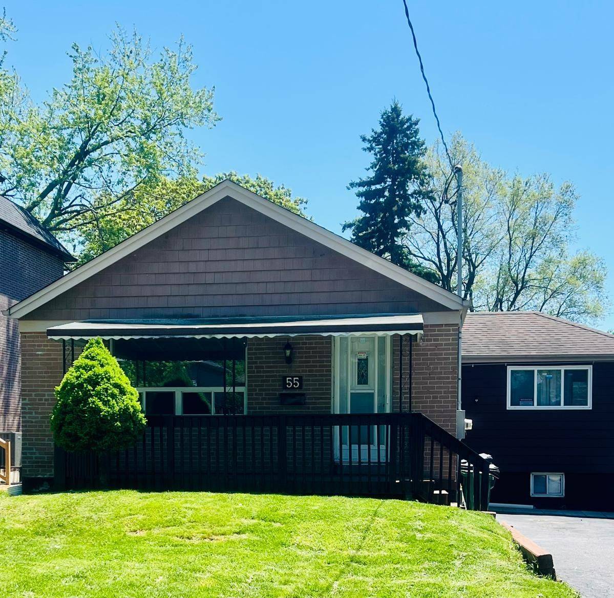 Toronto E08, ON M1M 2C4,55 Colonial AVE #MAIN