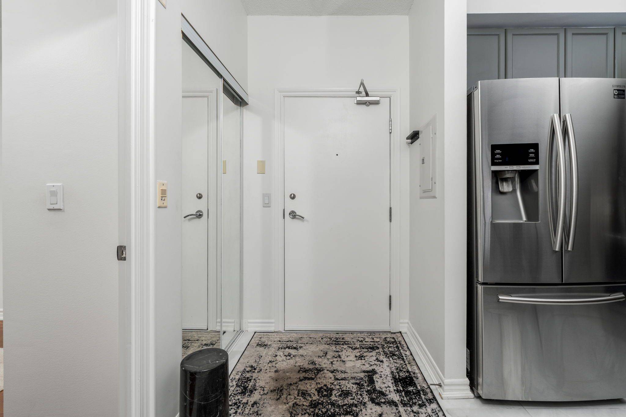 Vaughan, ON L4L 2A1,8026 Kipling AVE #509