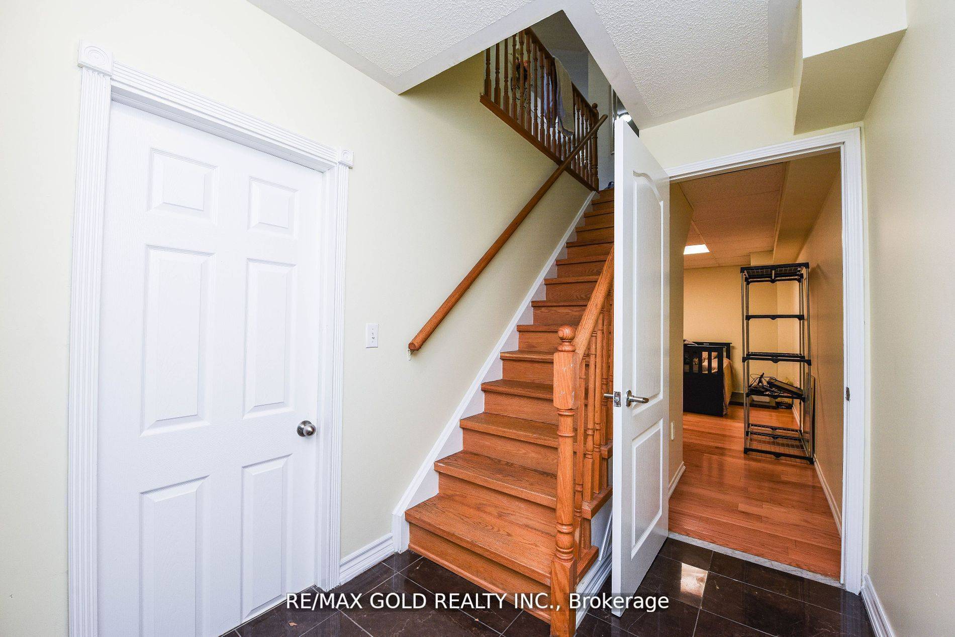 Mississauga, ON L5N 7Y6,7190 Atwood LN #58
