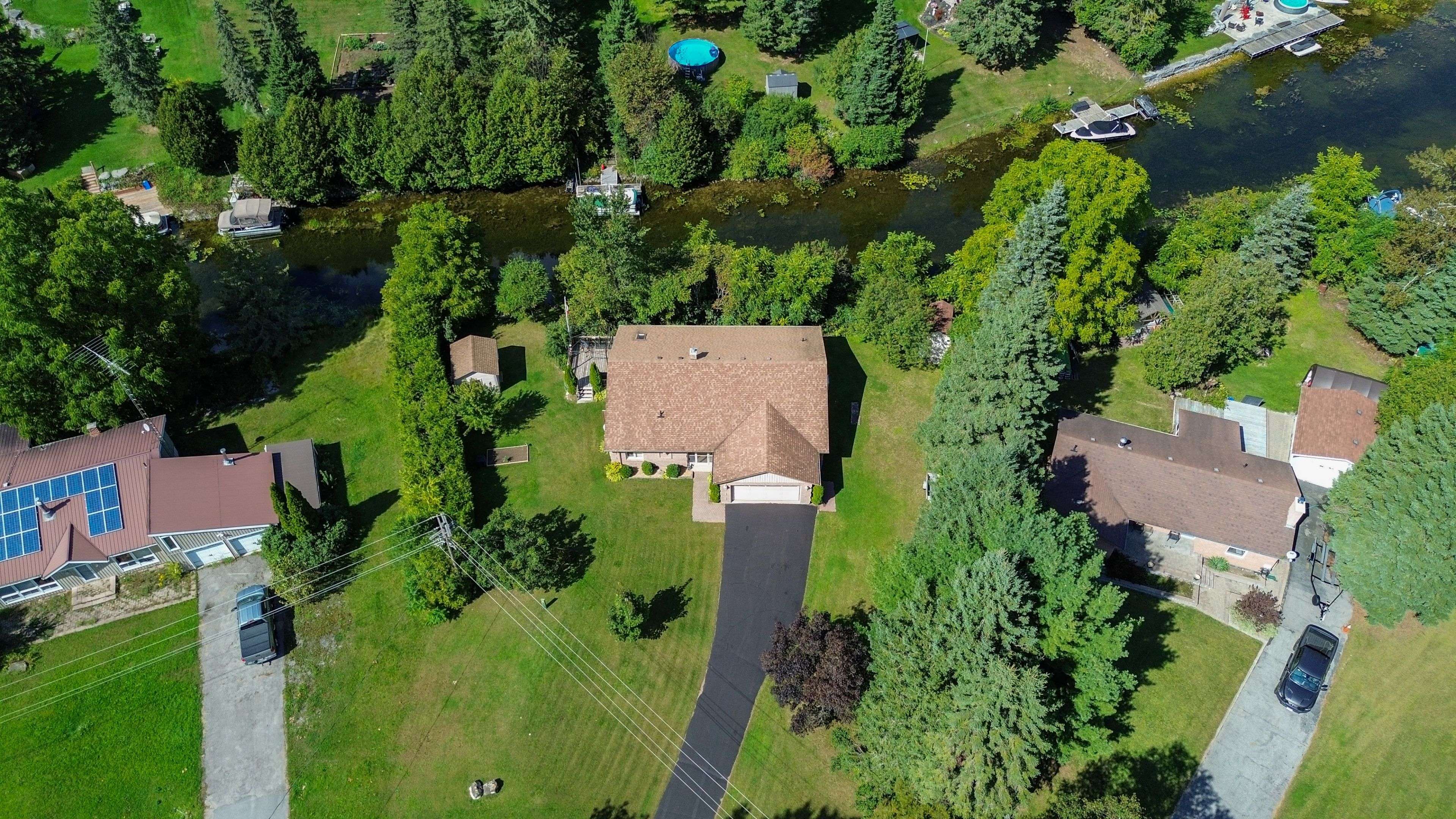 Trent Lakes, ON K0M 1A0,41 Pirates Glen DR
