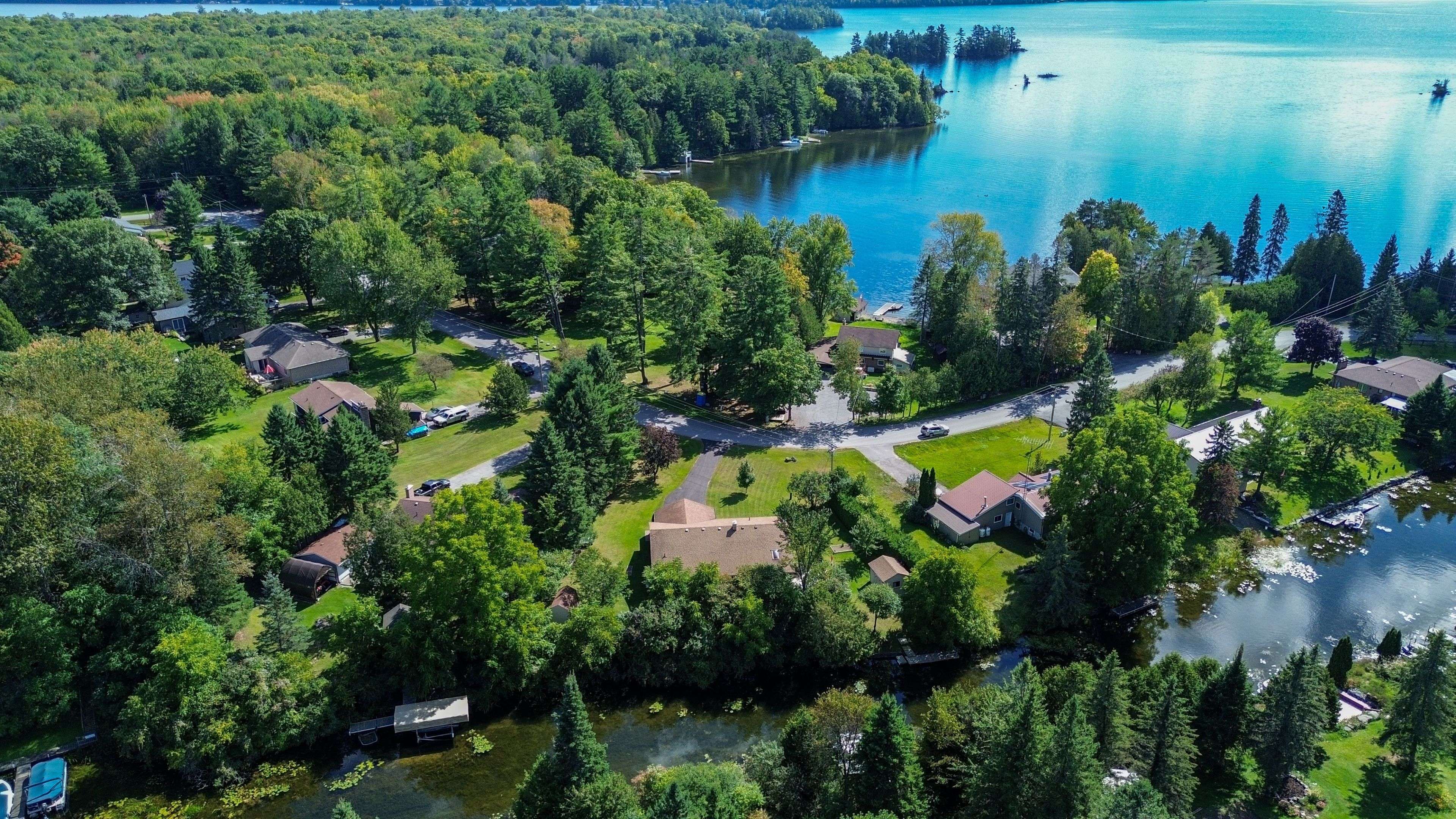 Trent Lakes, ON K0M 1A0,41 Pirates Glen DR