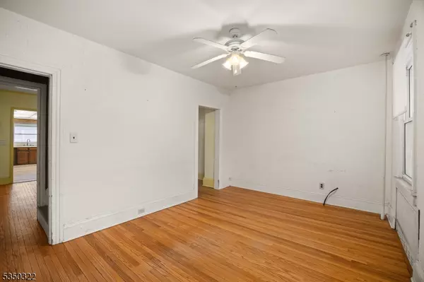 Phillipsburg Town, NJ 08865,164 Summit Avenue