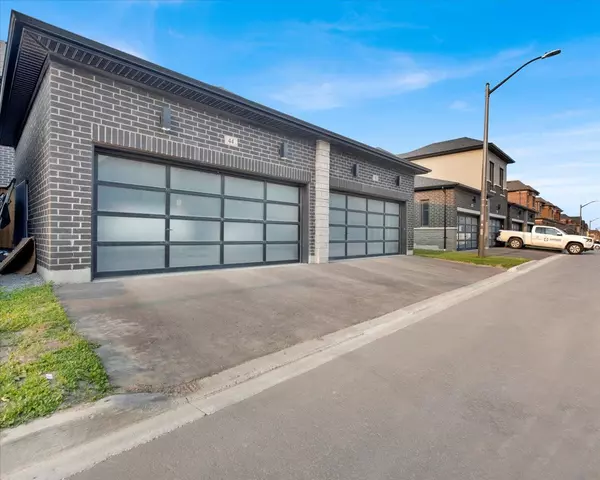 Whitby, ON L1P 0N7,44 O'Reilly ST