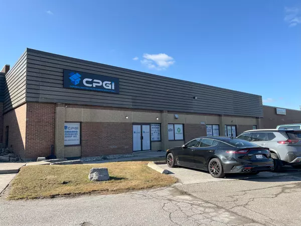 Toronto W10, ON M9W 5G8,385-387 Carlingview DR