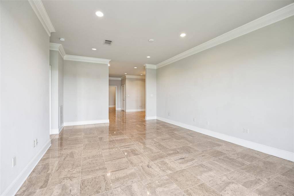Dallas, TX 75219,4240 Prescott Avenue #5B