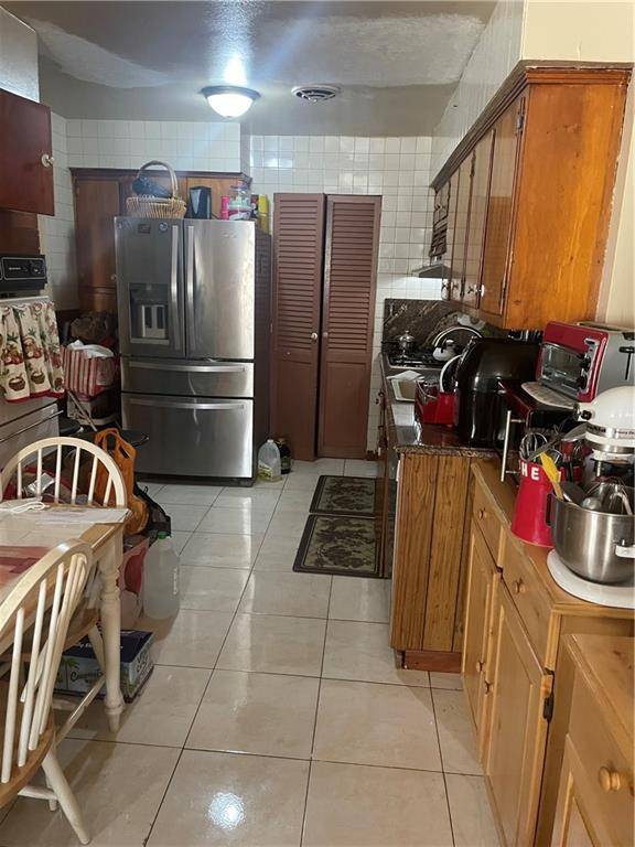 Brooklyn, NY 11236,582 East 82nd ST