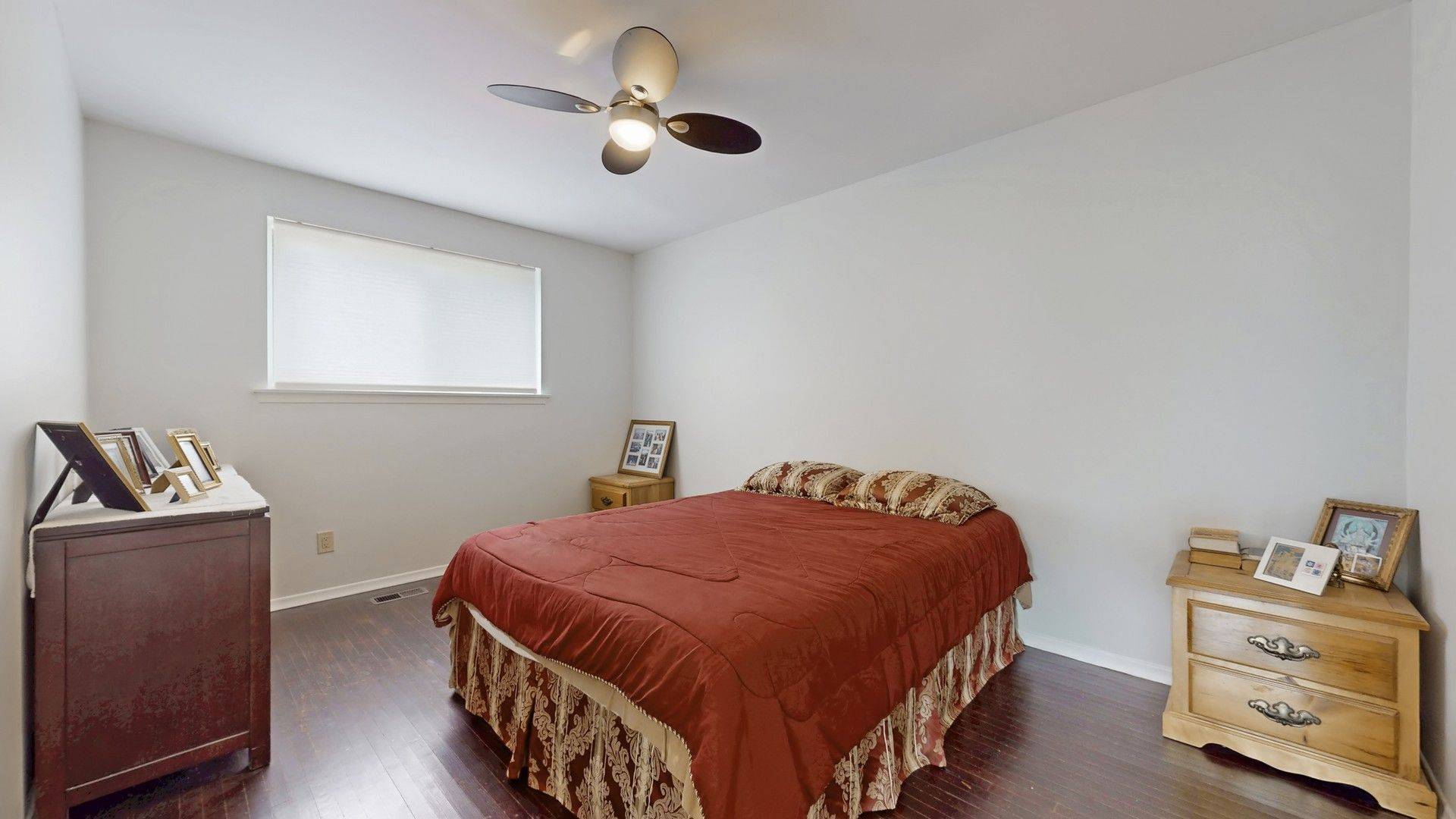 Toronto E07, ON M1S 2Z2,96 Invergordon AVE