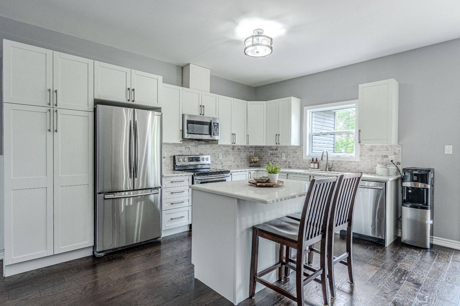 Severn, ON L0K 1E0,55 Donlands CT