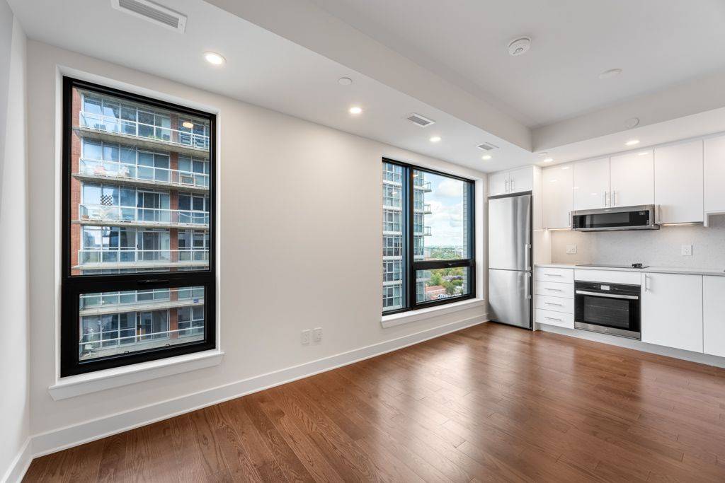 Lower Town - Sandy Hill, ON K1N 0G8,180 George ST #1403