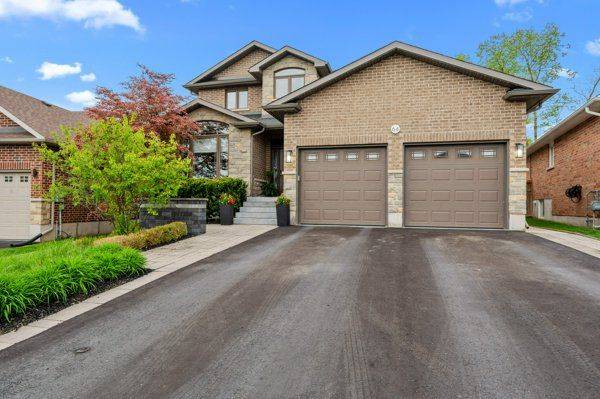 64 Ashwood CRES, Greater Napanee, ON K7R 0B1