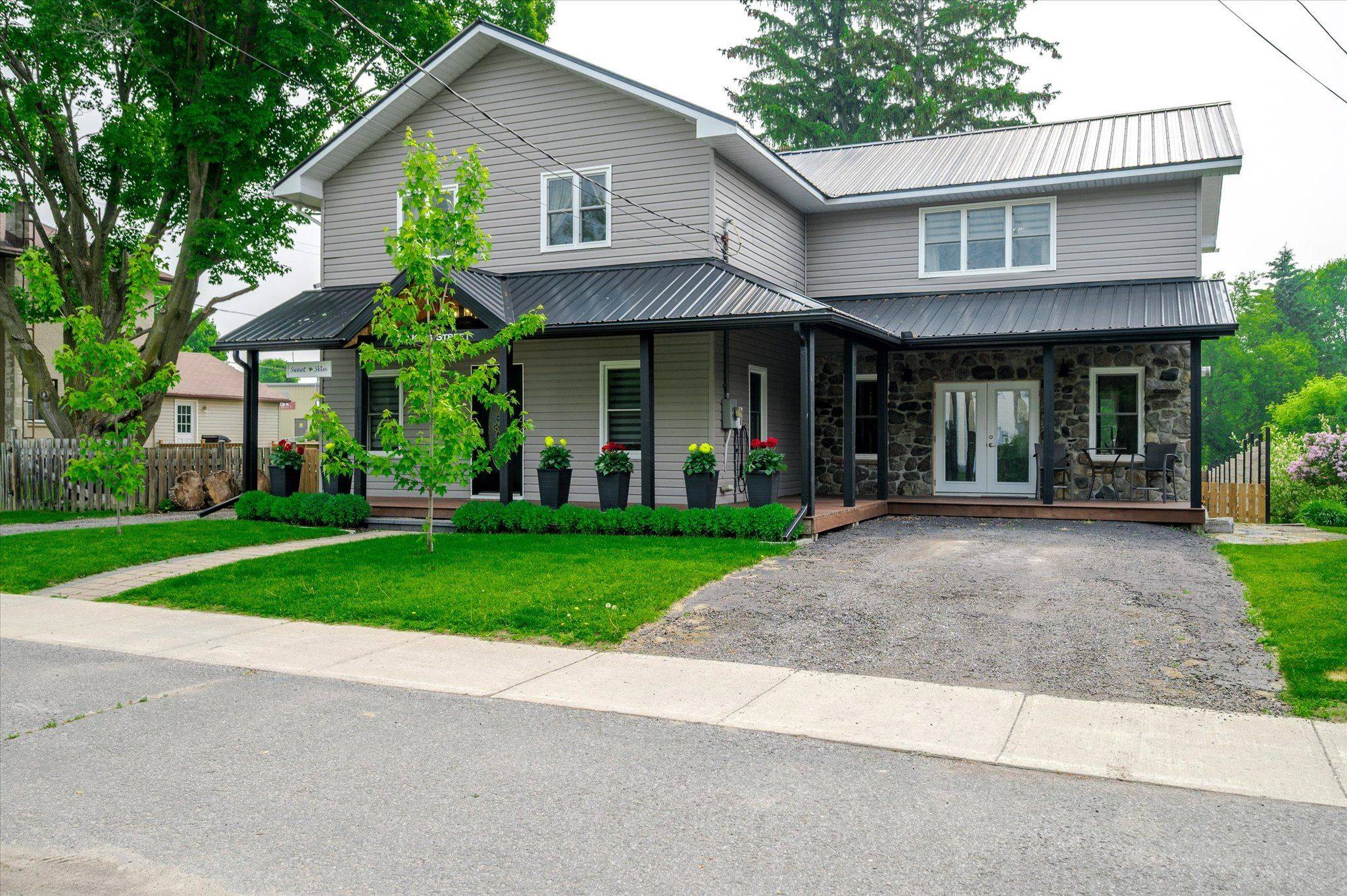 Asphodel-norwood, ON K0L 2V0,23 King ST