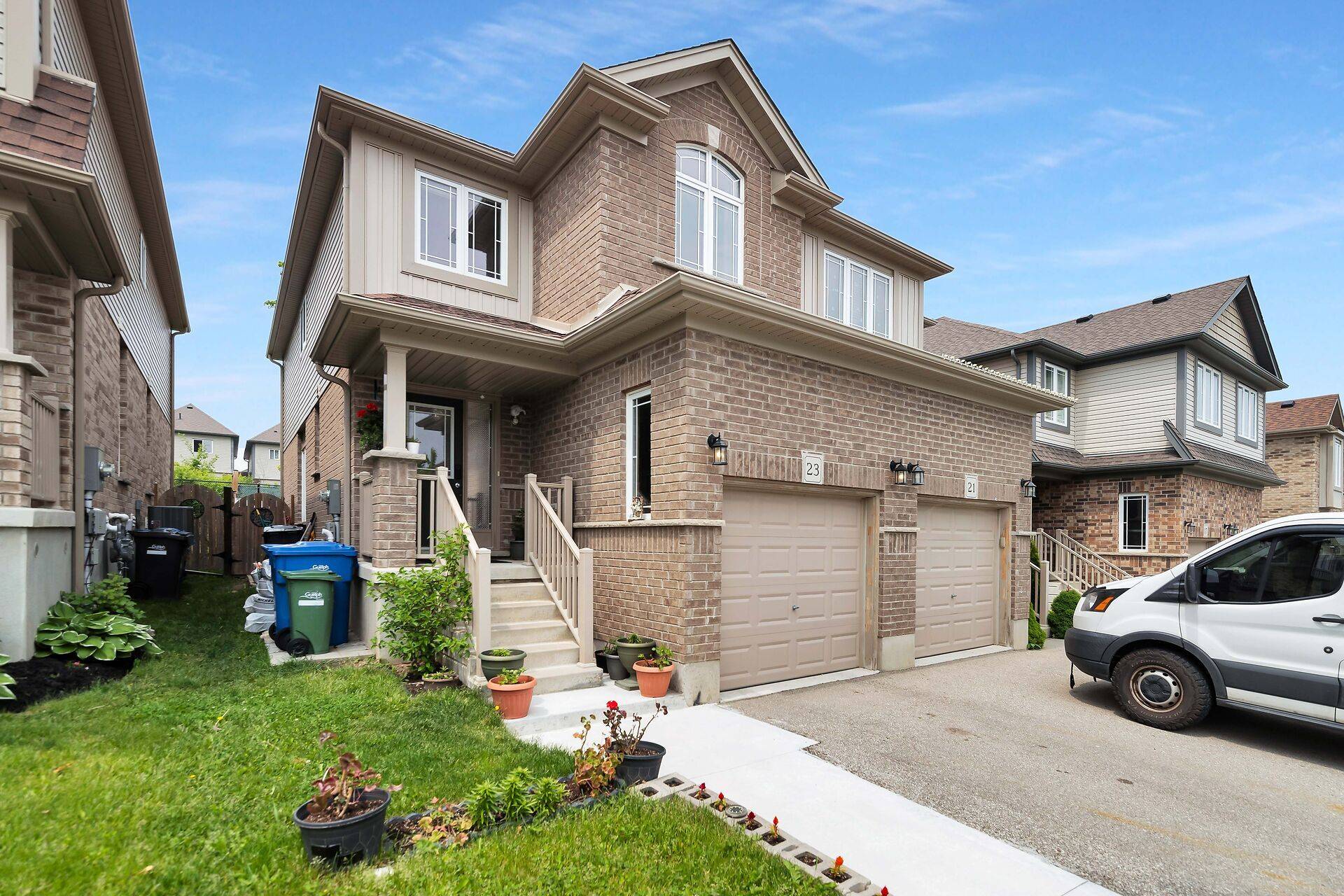 23 Ambrous CRES, Guelph, ON N1G 0G1