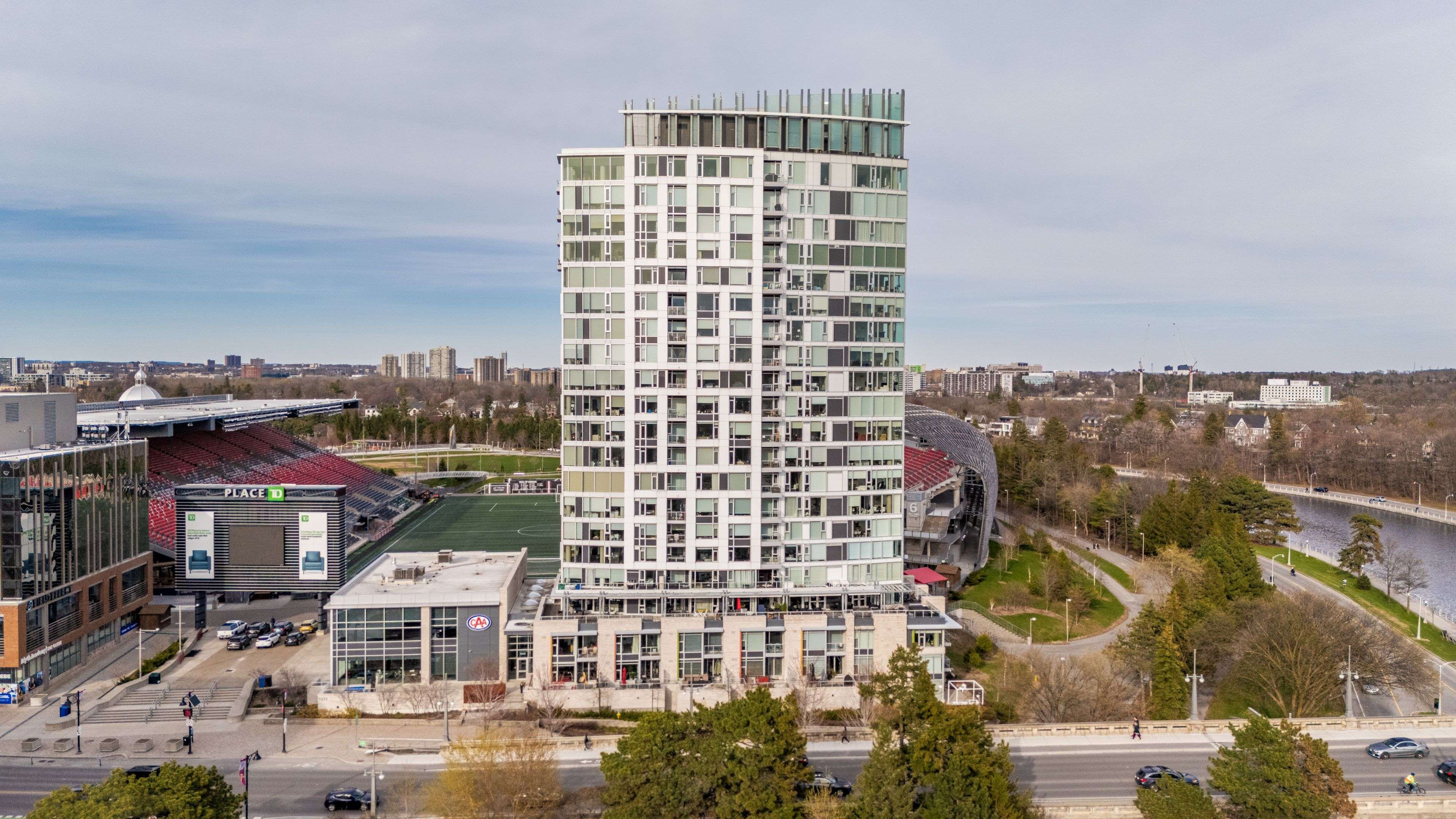 1035 Bank ST #709, Glebe - Ottawa East And Area, ON K1S 5K3