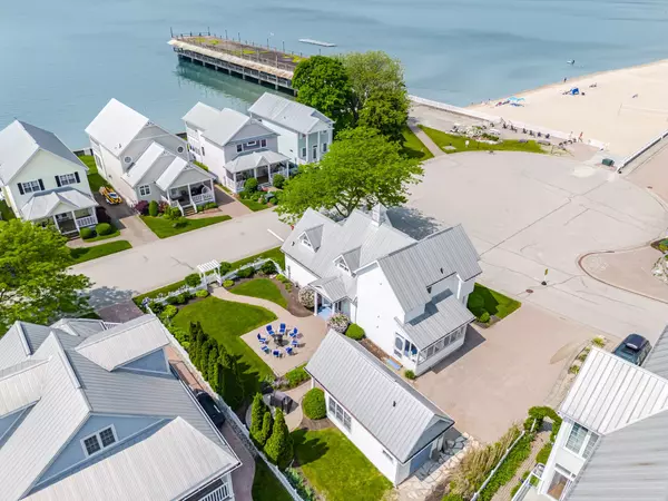 Fort Erie, ON L0S 1B0,38 Promenade WAY