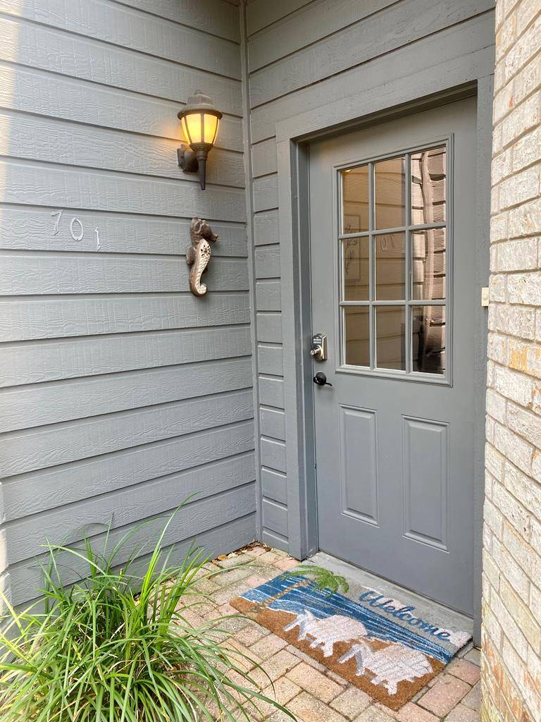 210 Oak Bay #701, Rockport, TX 78382