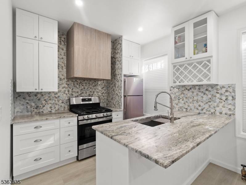151 Stevens Ave, Jersey City, NJ 07305