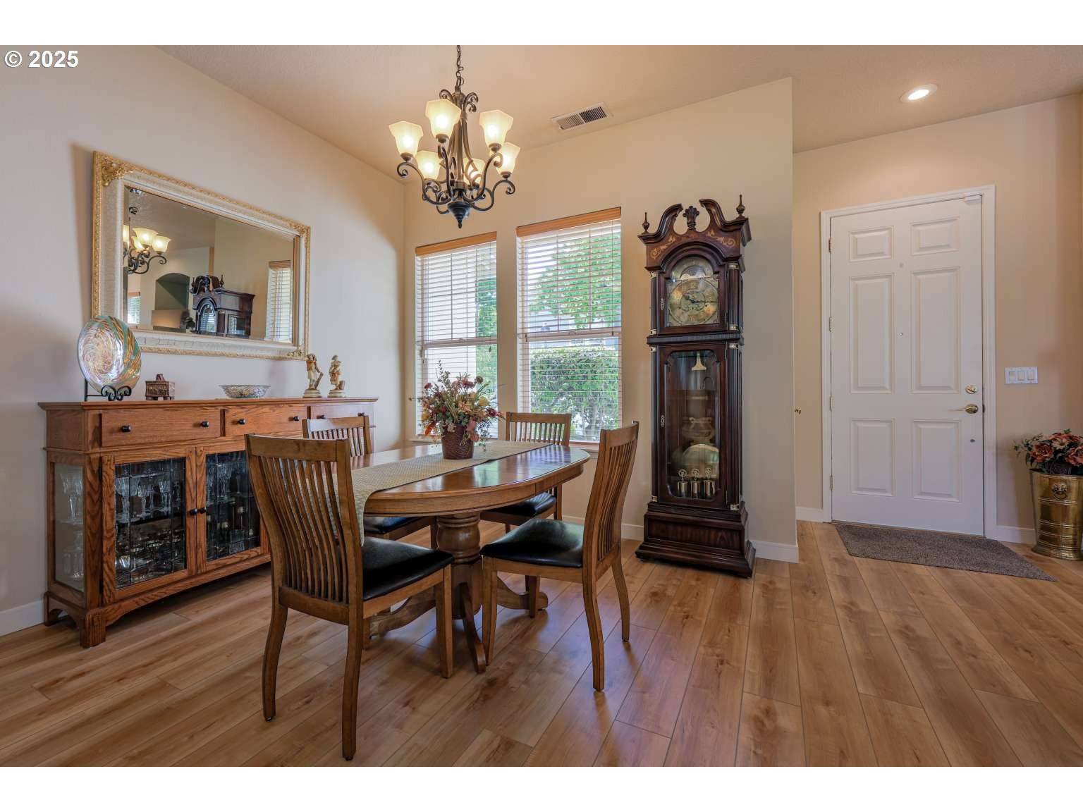 Hillsboro, OR 97124,6641 NE ROSEBAY DR