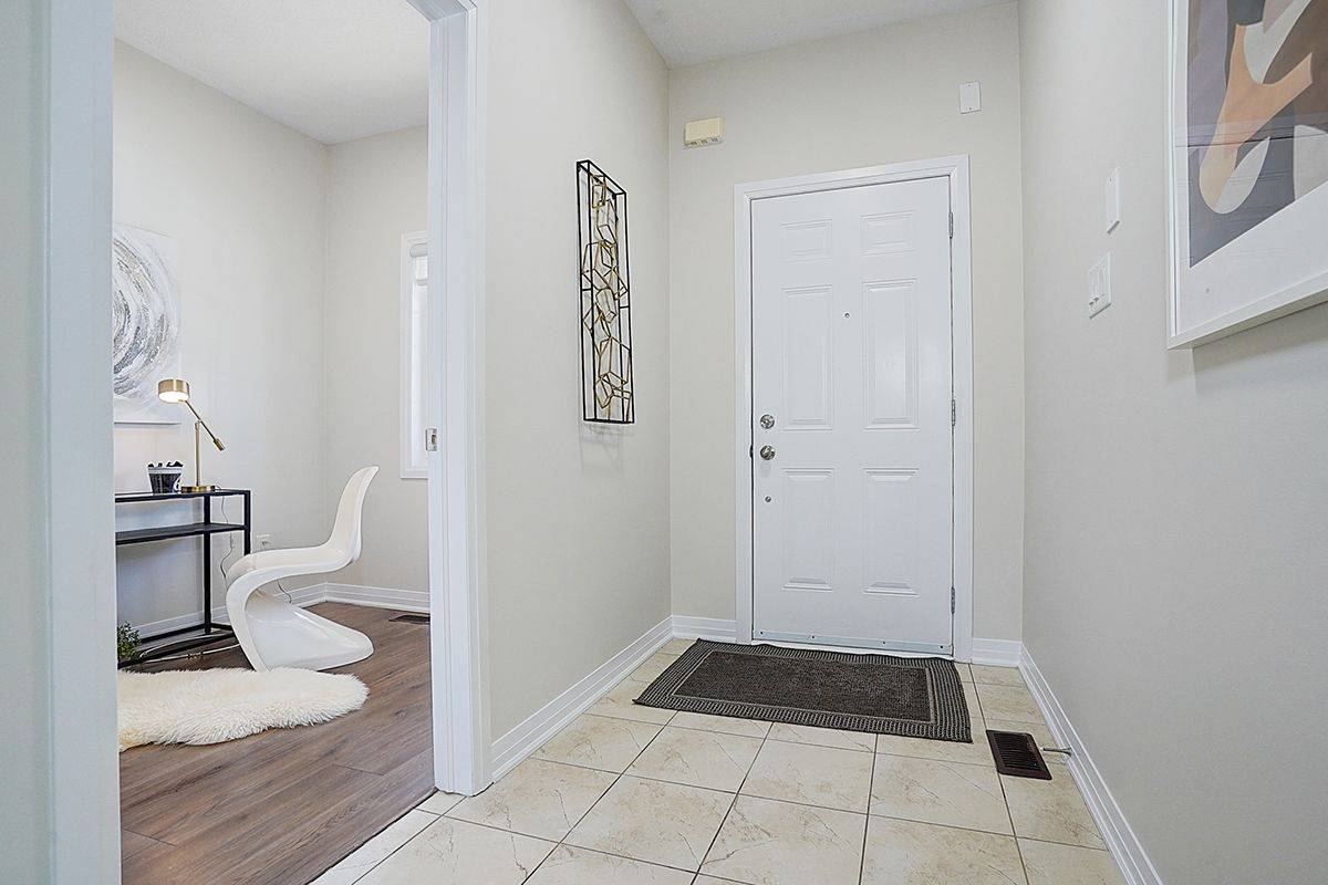 Barrie, ON L4N 9K5,41 Bedford Estates CRES