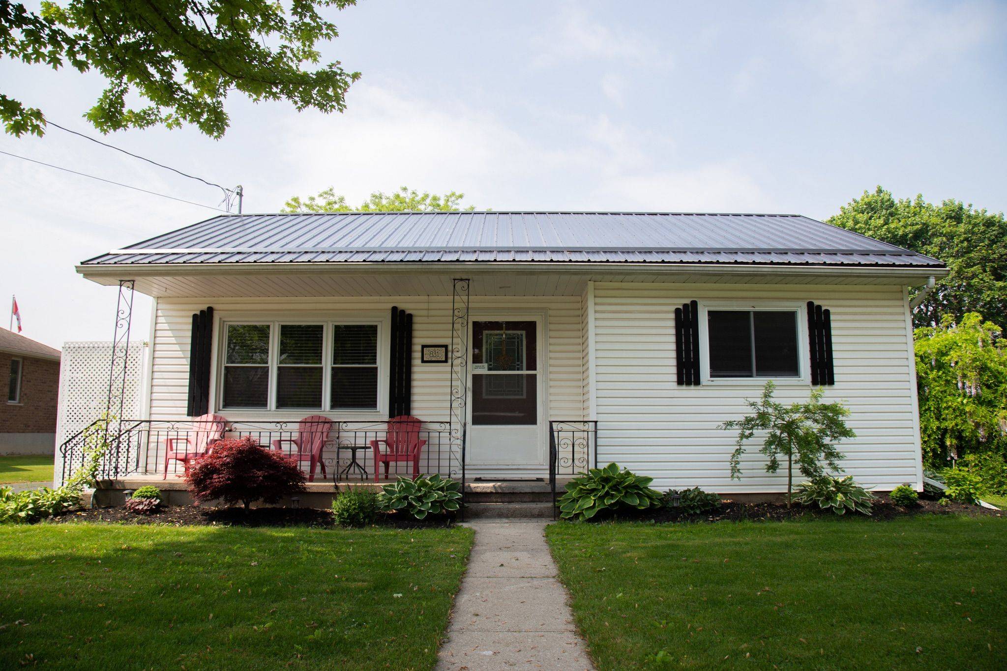 Norfolk, ON N0A 1N0,831 Main ST