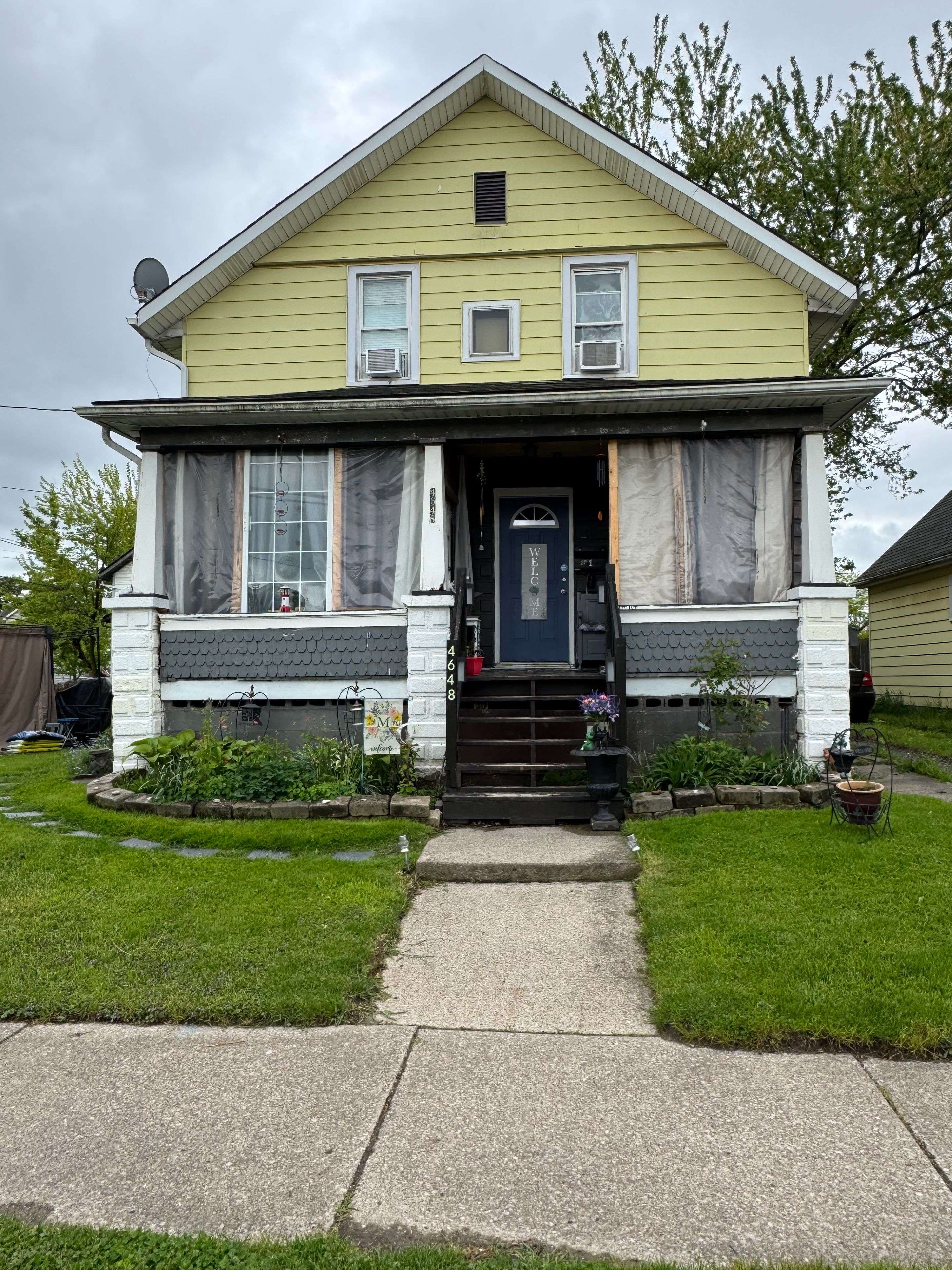 Niagara Falls, ON L2E 2Z2,4648 Ferguson ST