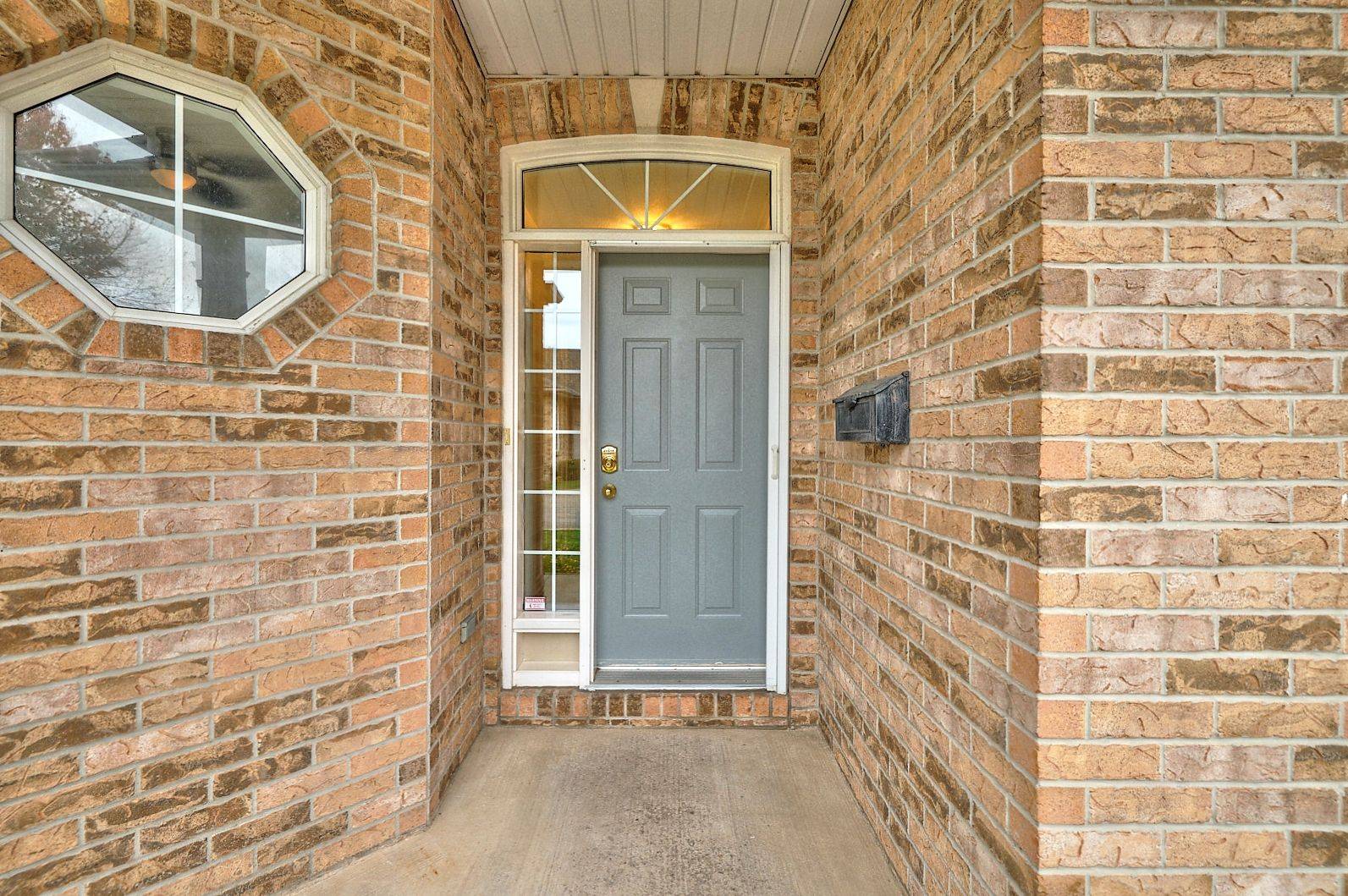 Niagara Falls, ON L2E 7M6,5200 Dorchester RD #15