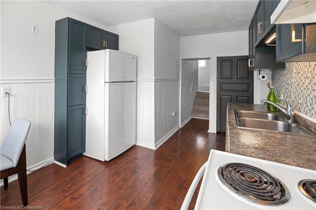 Hamilton, ON L8H 4L3,53 Houghton AVE N
