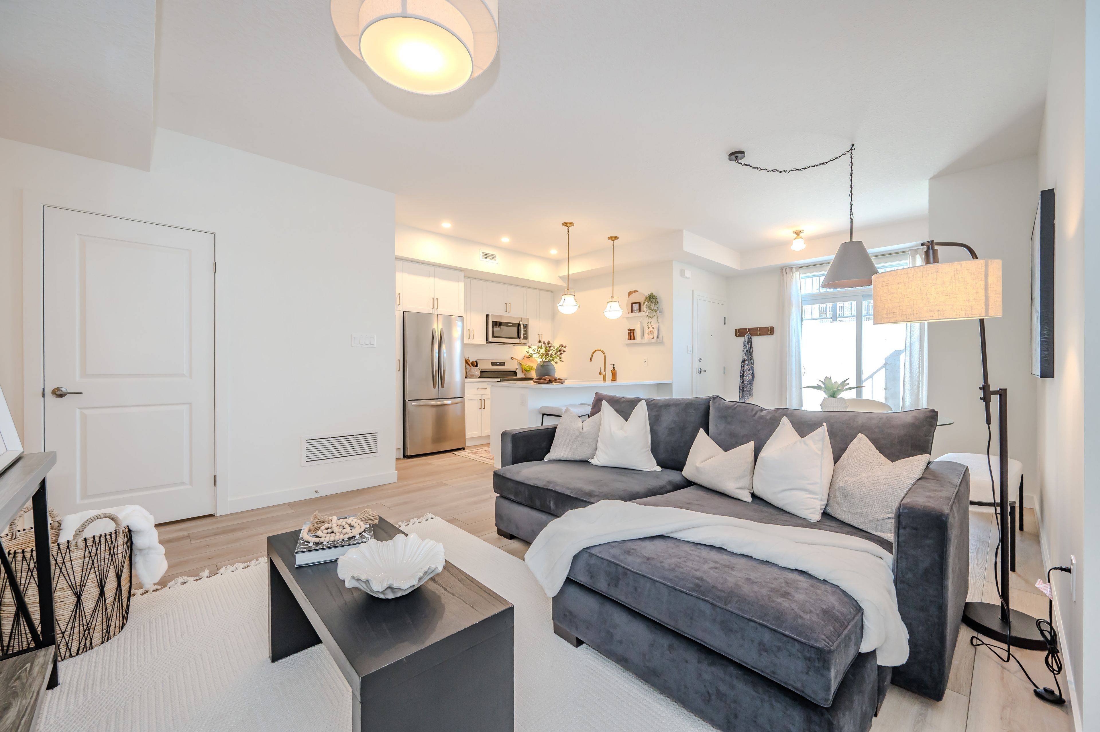 Guelph, ON N1H 1G8,824 Woolwich ST #104