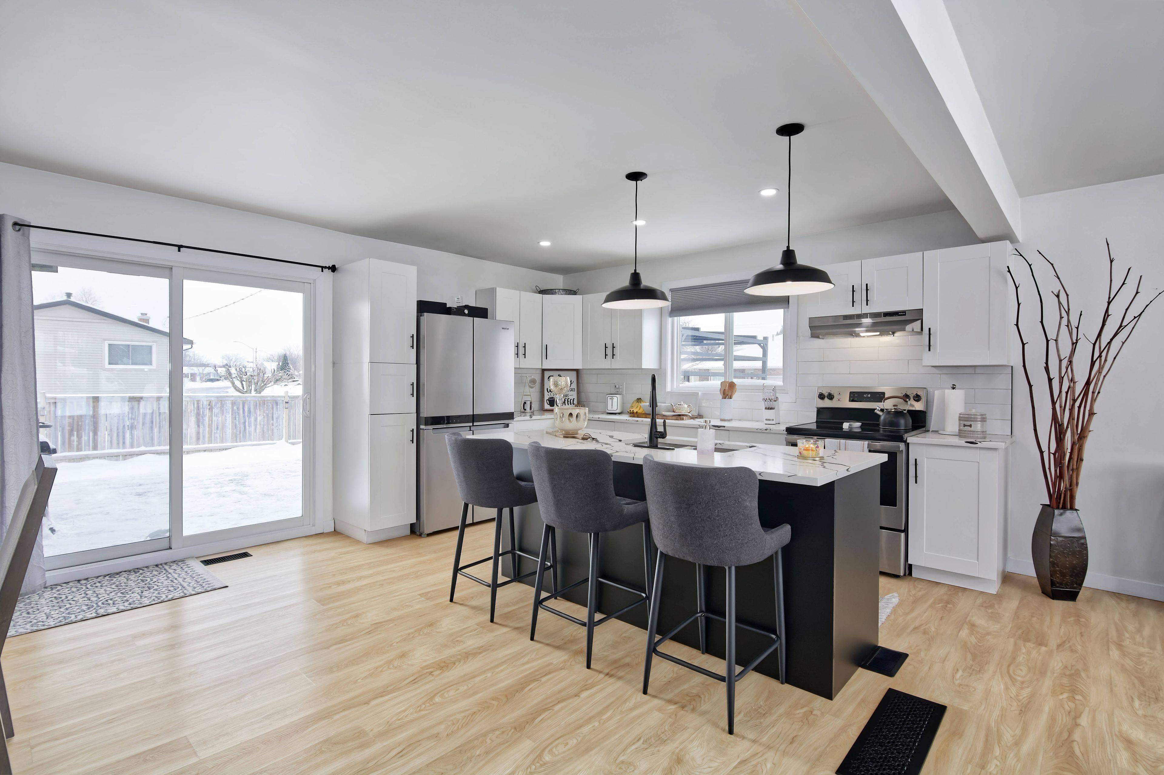 St. Thomas, ON N5R 5P5,1 Idsardi AVE
