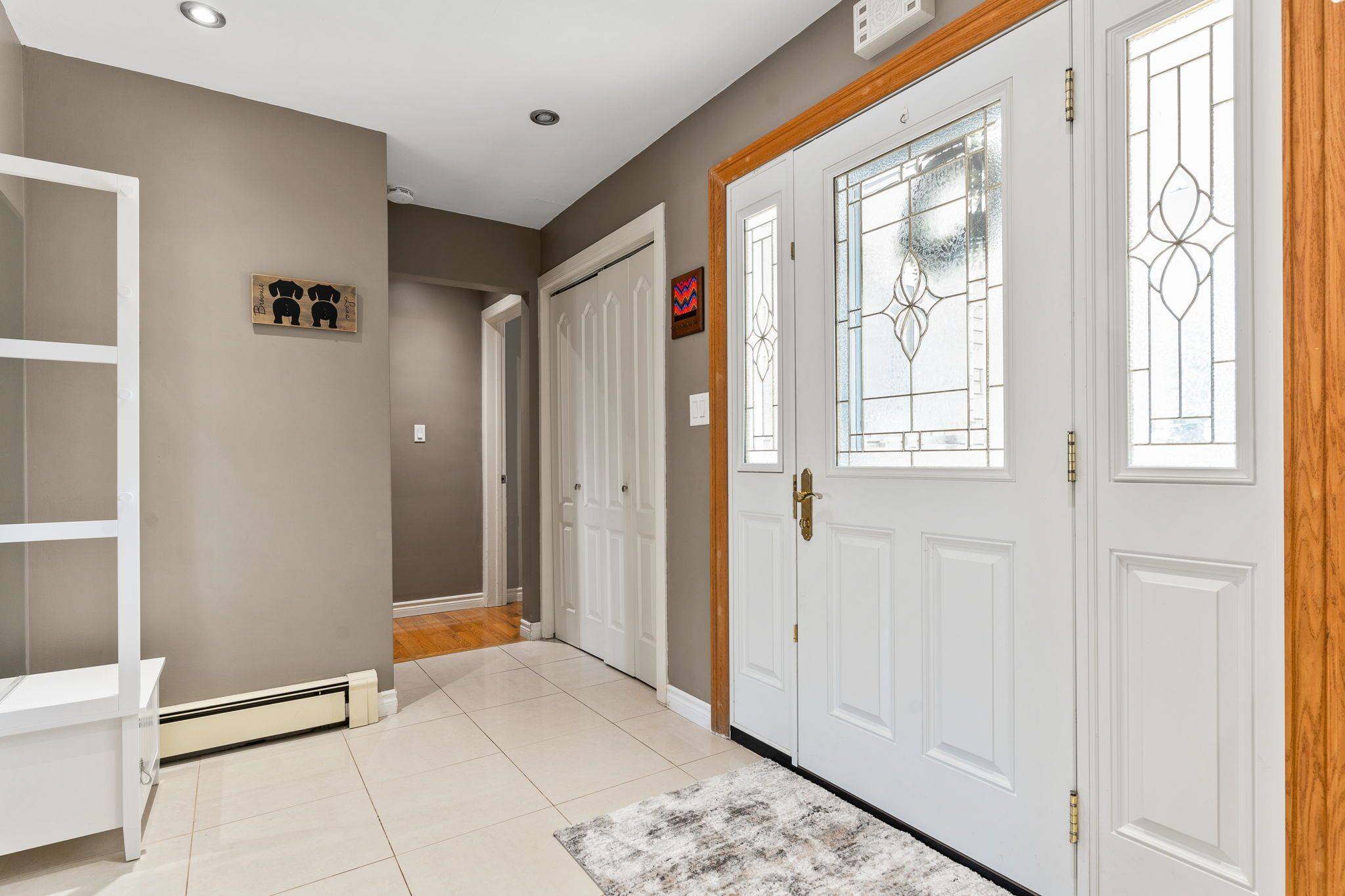 Hanover, ON N4N 2B5,232 4th AVE