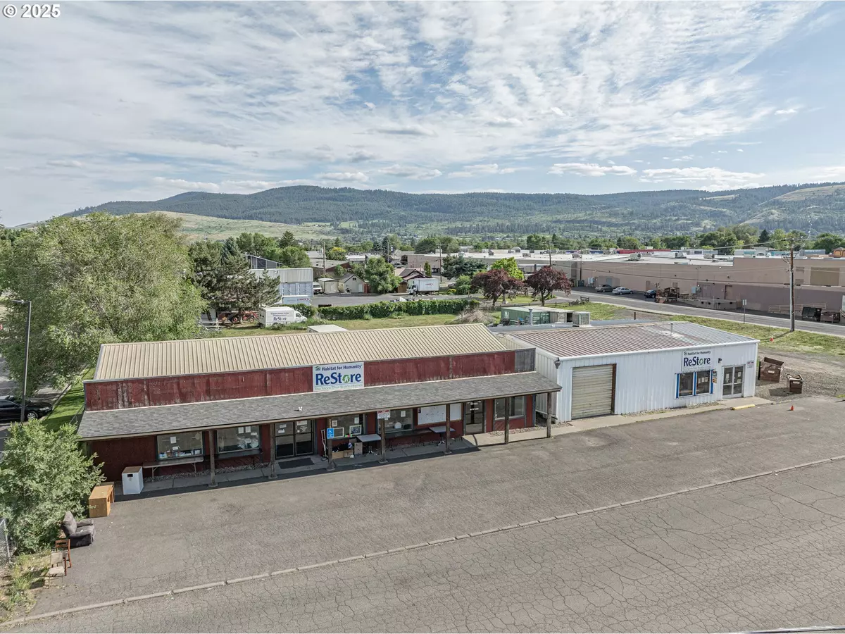 La Grande, OR 97850,2304 E R AVE