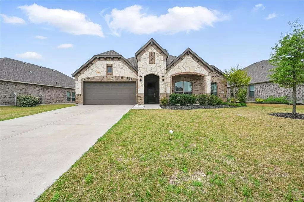 Waxahachie, TX 75165,440 Strait Lane