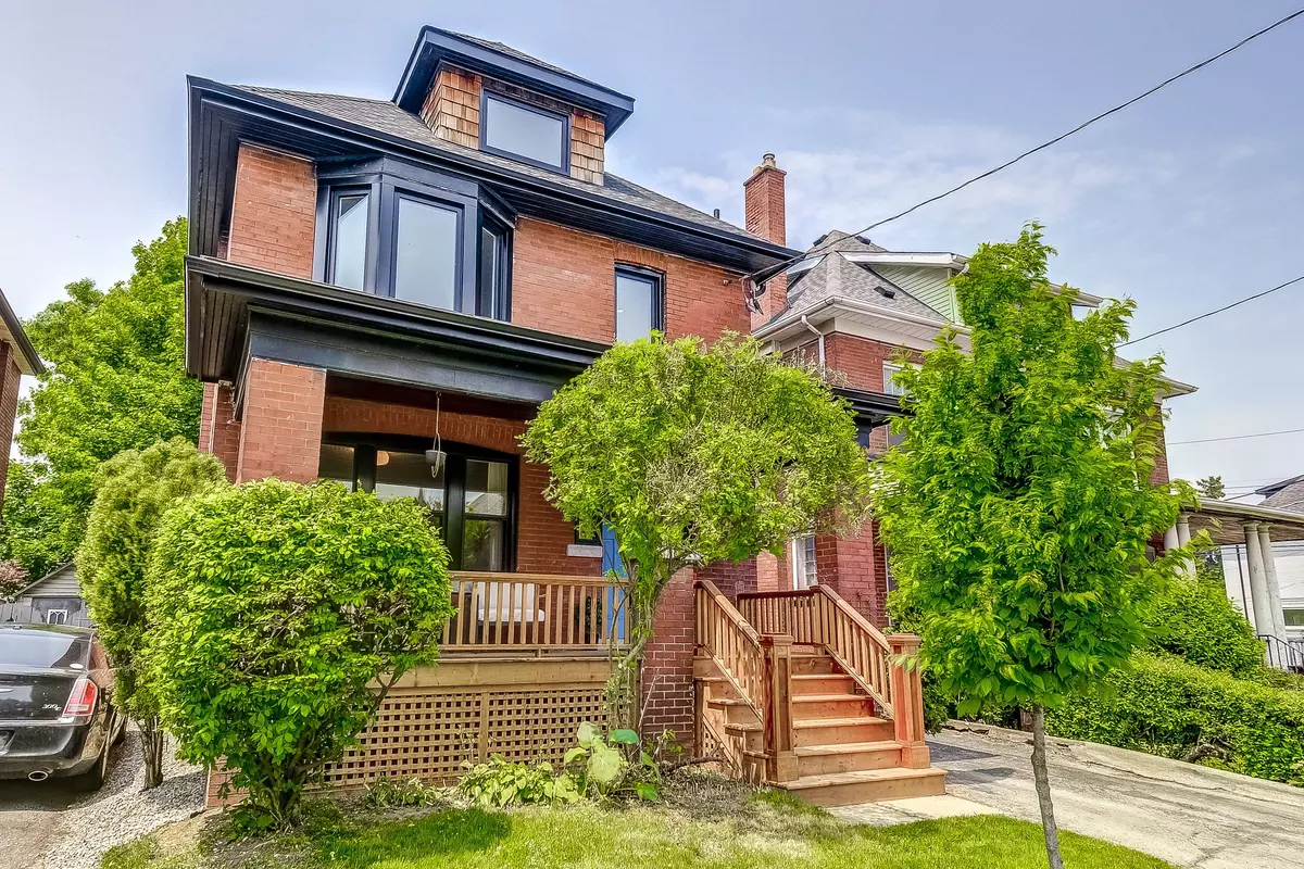 Hamilton, ON L8M 3H7,192 Kensington AVE S