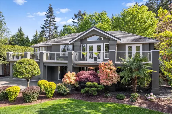 2438 Andover Rd, Nanoose Bay, BC V9P 9G9
