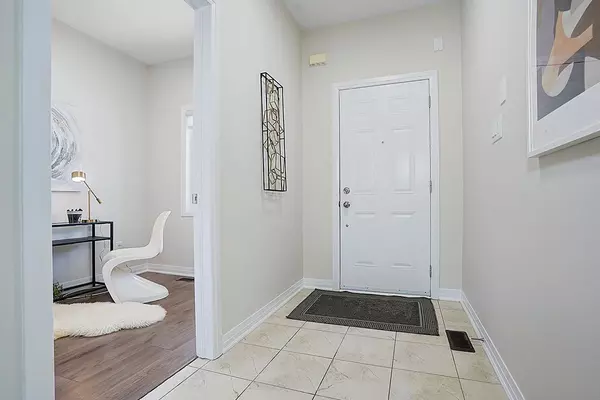 Barrie, ON L4N 9K5,41 Bedford Estates CRES