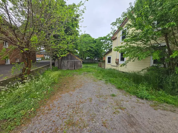 Quinte West, ON K8V 3R2,188 Dundas ST W