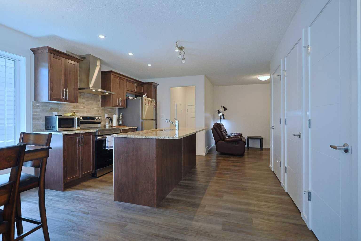 Calgary, AB T2X 4K4,153 Yorkville AVE Southwest
