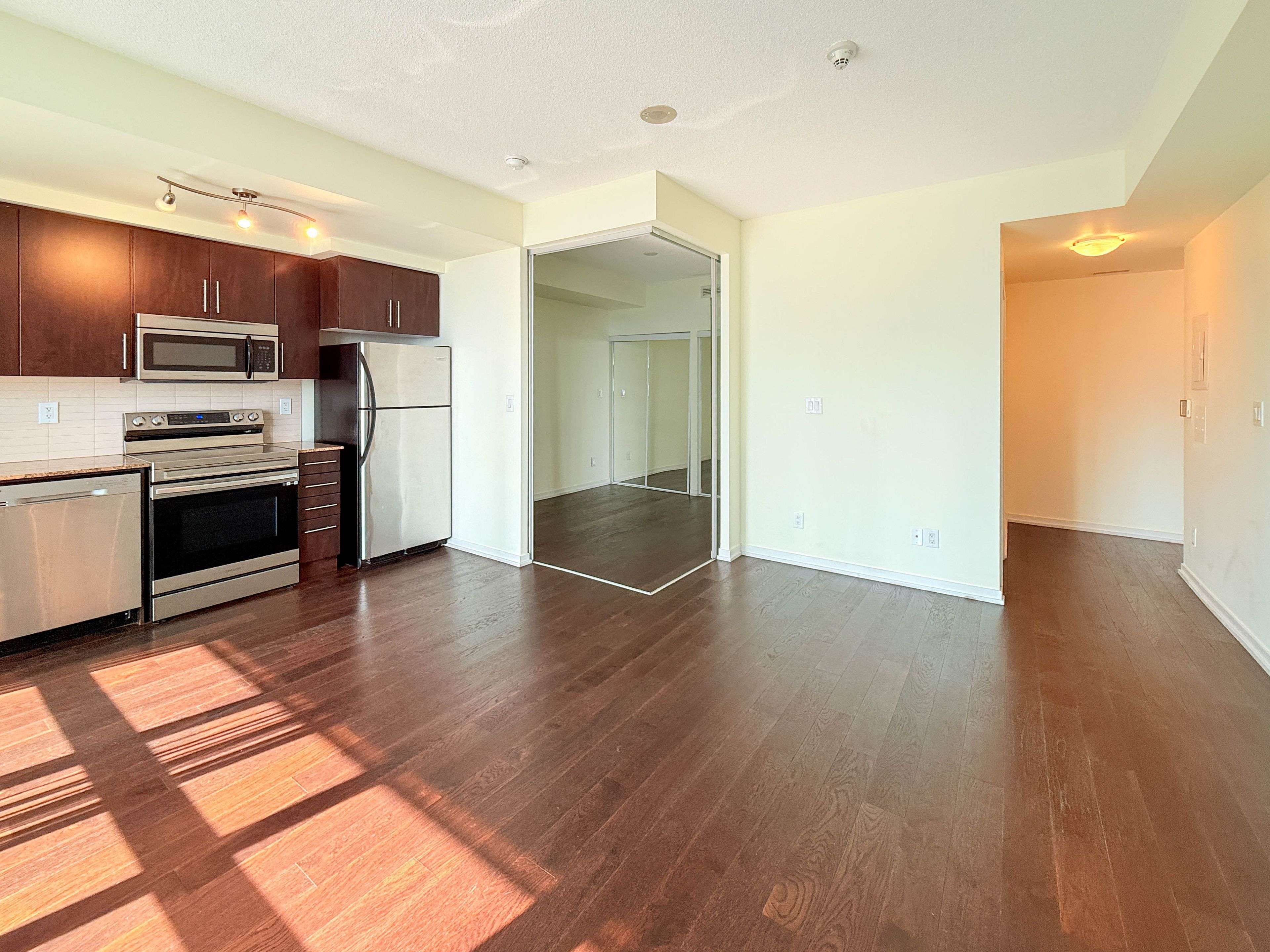 55 Bremner BLVD #2611, Toronto C01, ON M5J 0A6