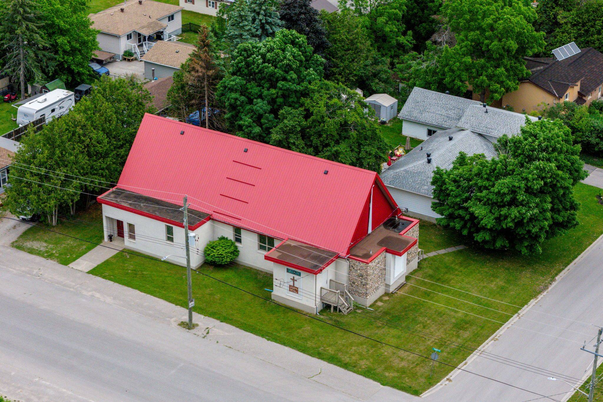 Tay, ON L0K 1R0,396 ASSINIBOIA ST
