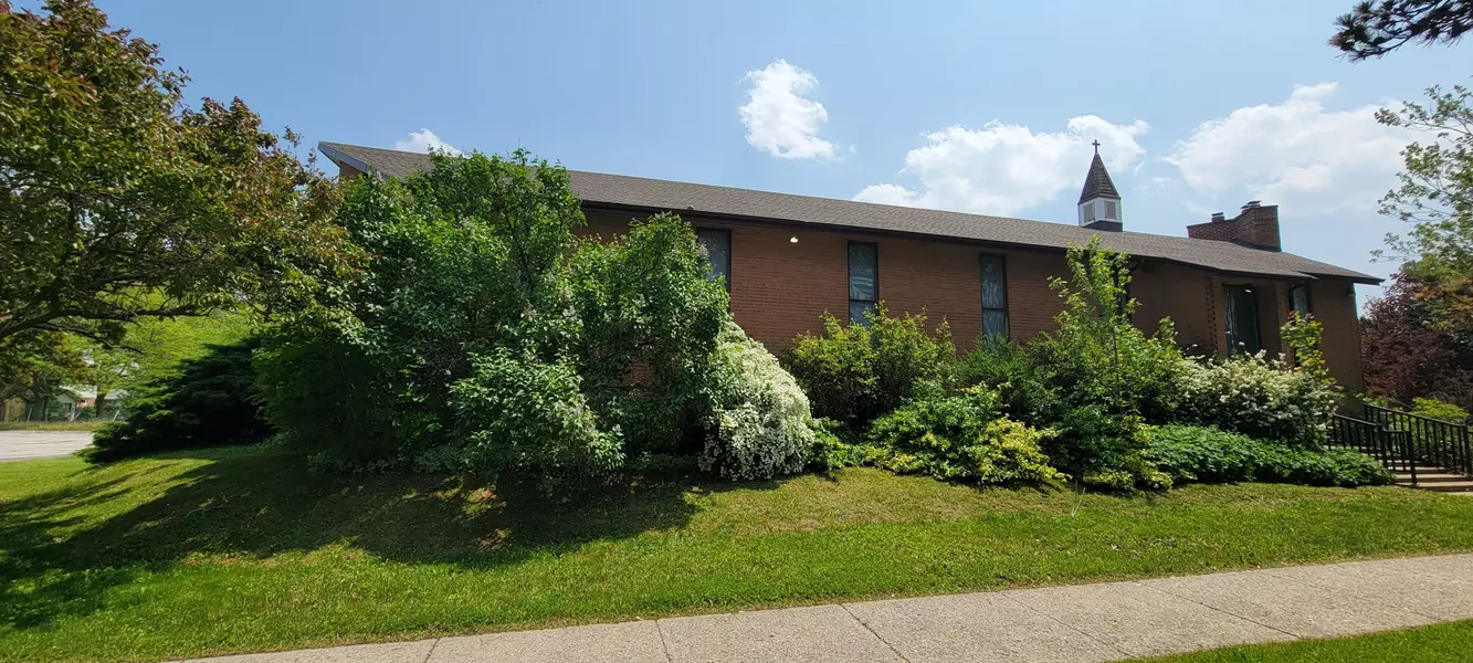 5324 Bromley RD, Burlington, ON L7L 3G4