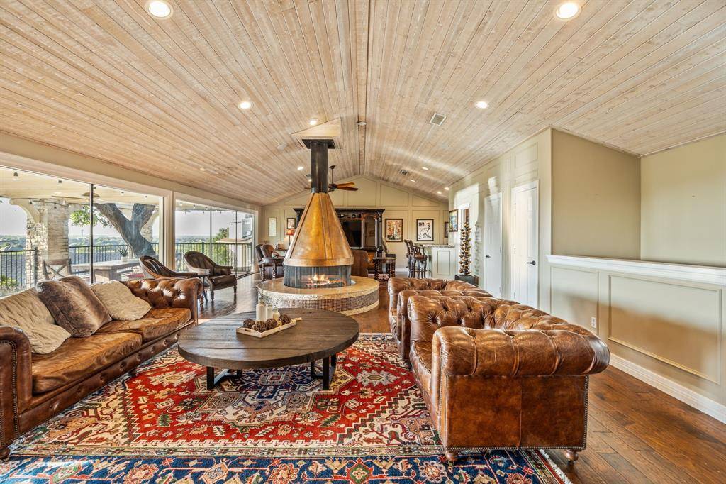 Trophy Club, TX 76262,403 Hilltop