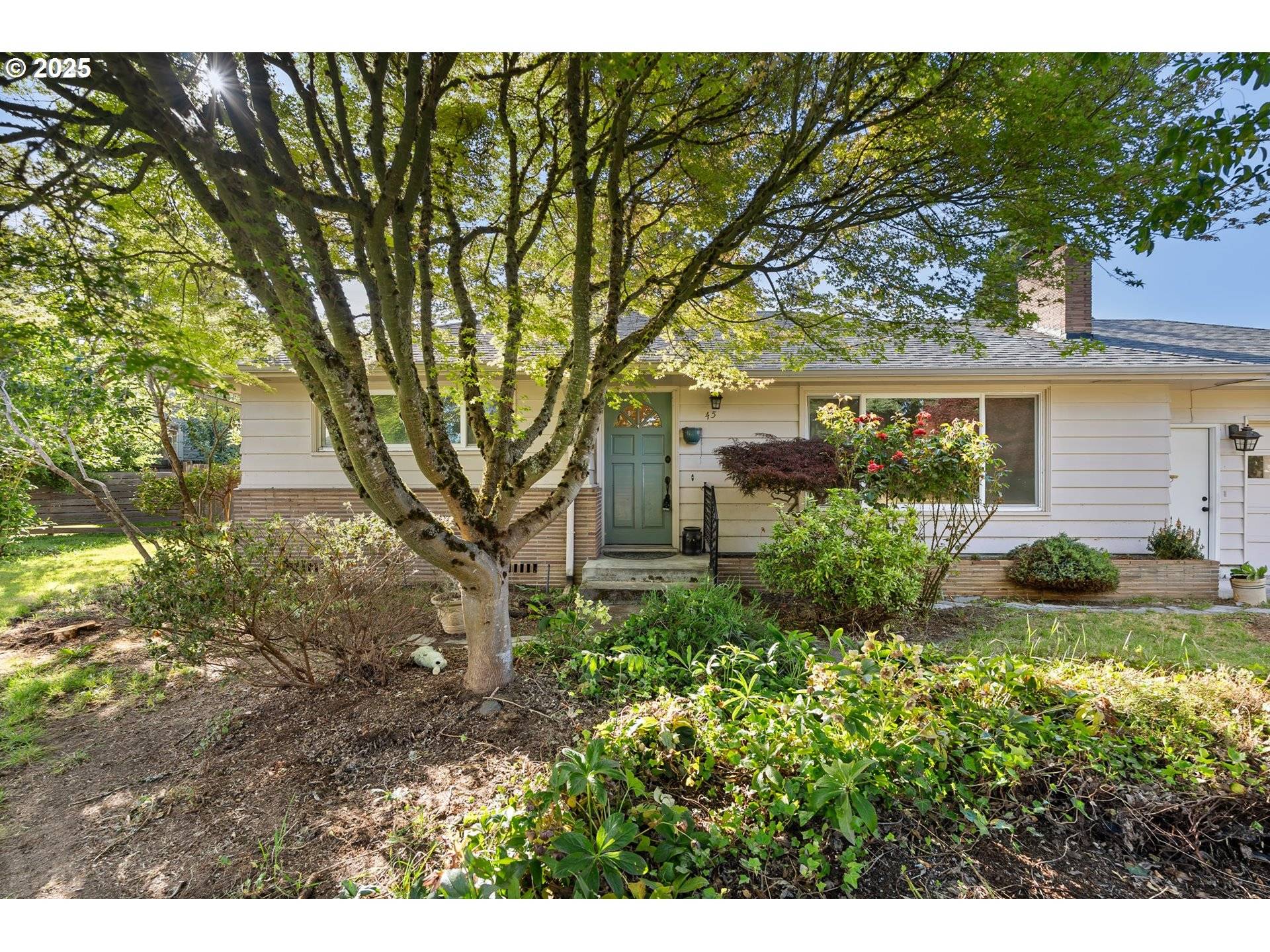 Eugene, OR 97404,45 STROME CT