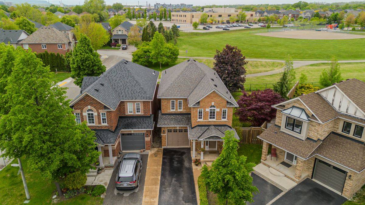 Burlington, ON L7L 6Y4,2282 Seton CRES