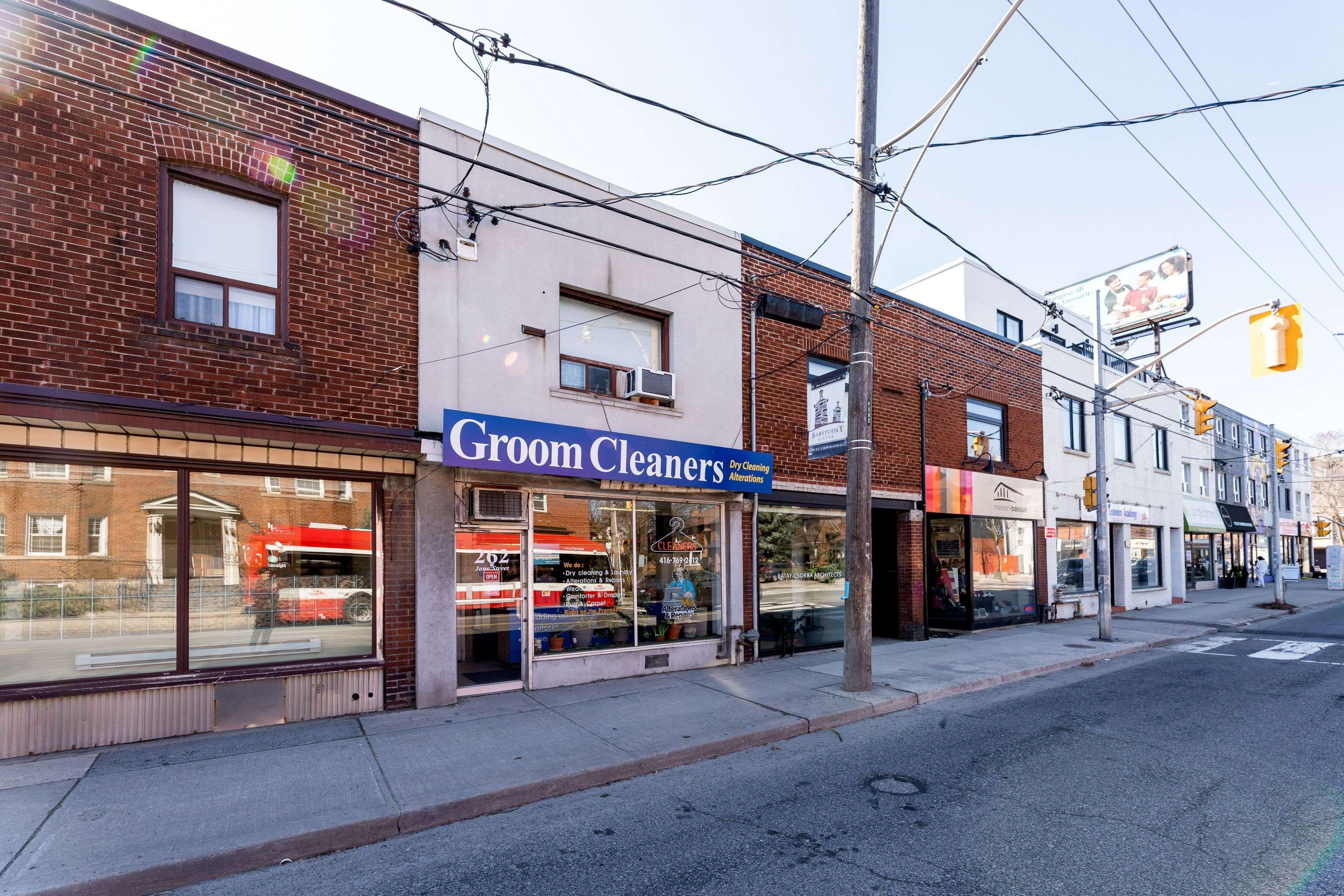 262 Jane ST, Toronto W02, ON M6S 3Z2