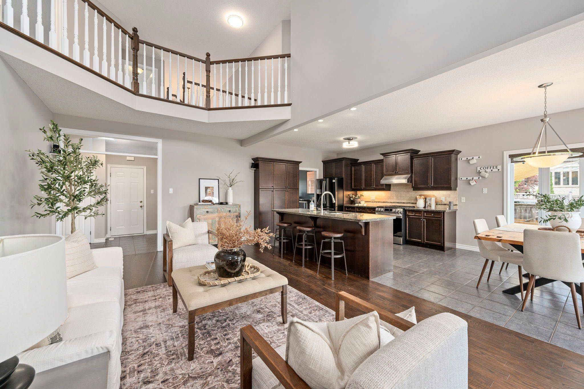 800 Longworth RD, London South, ON N6K 0B5