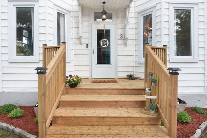 Athens, ON K0E 1B0,3 REID ST